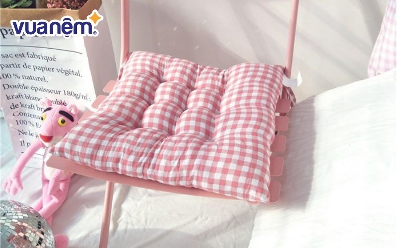 Gối kê mông là gối chuyên dụng để tạo cảm giác thoải mái khi ngồi lâu