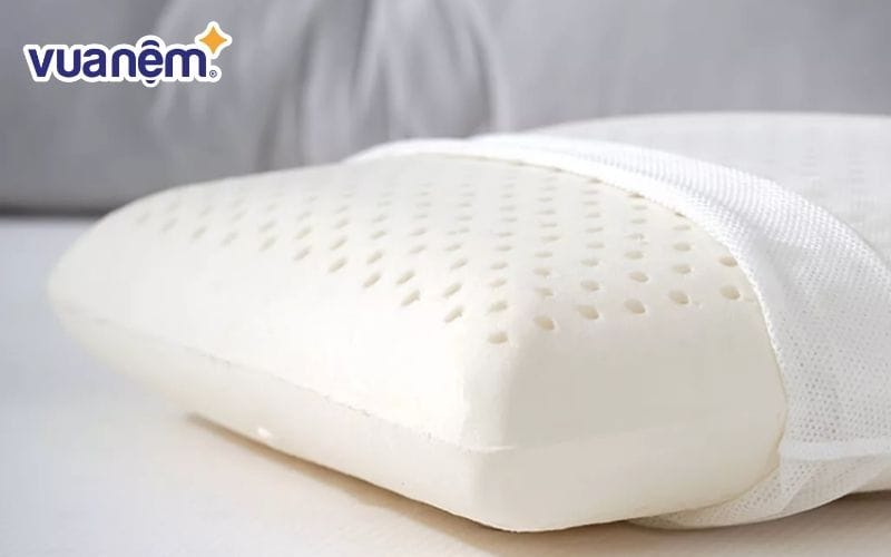 Nên chọn gối được làm từ các chất liệu an toàn
