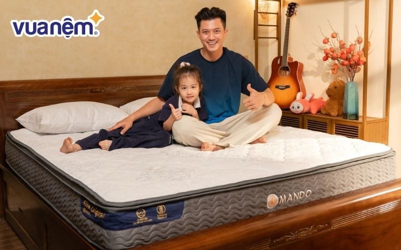 Chọn chăn ga gối nệm phù hợp với giường ngủ gỗ đinh hương tại Vua Nệm