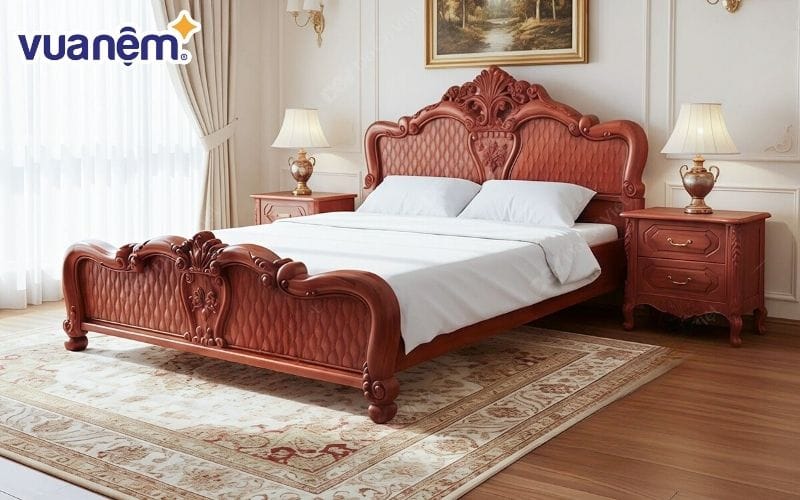 Giường ngủ gỗ hương phong cách cổ điển có thiết kế đơn giản, điêu khắc các họa tiết mang tính cổ điển trong văn hóa Á Đông