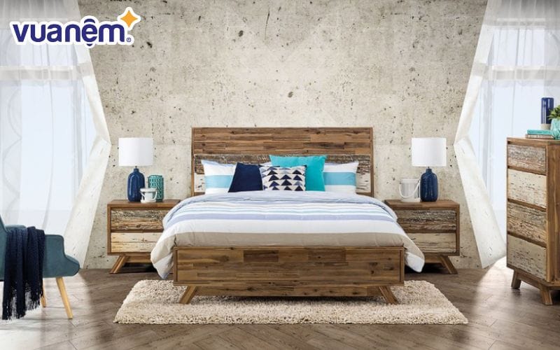 Giường ngủ gỗ tràm phong cách cổ điển