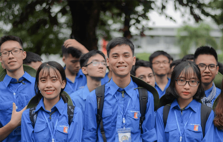 thành lập Đoàn Thanh Niên Cộng Sản Hồ Chí Minh