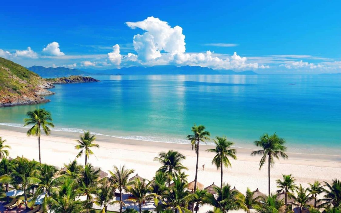 Bờ biển xinh đẹp Nha Trang