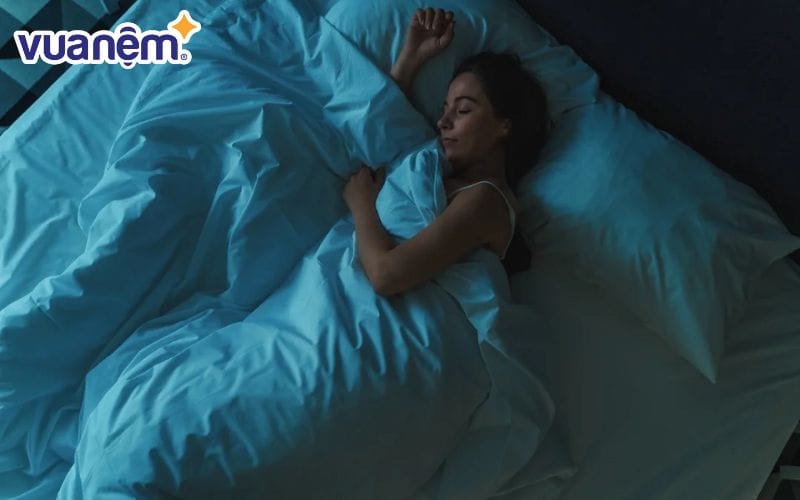 Xây dựng không gian ngủ ấm áp sẽ giúp bạn ngủ ngon khi sấm sét