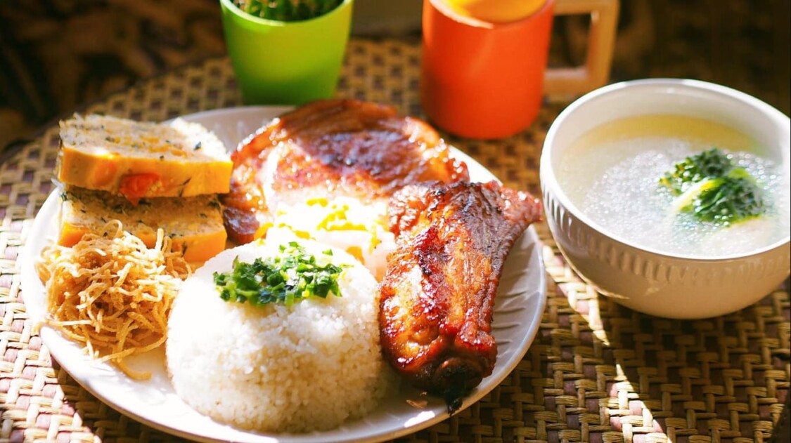 Cơm tấm - thức ăn truyền thống lịch sử của Việt Nam