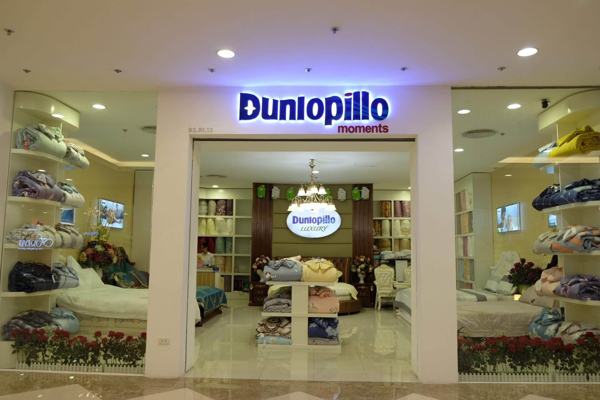 Dunlopillo cửa hàng nệm chất lượng, bán chạy hàng đầu