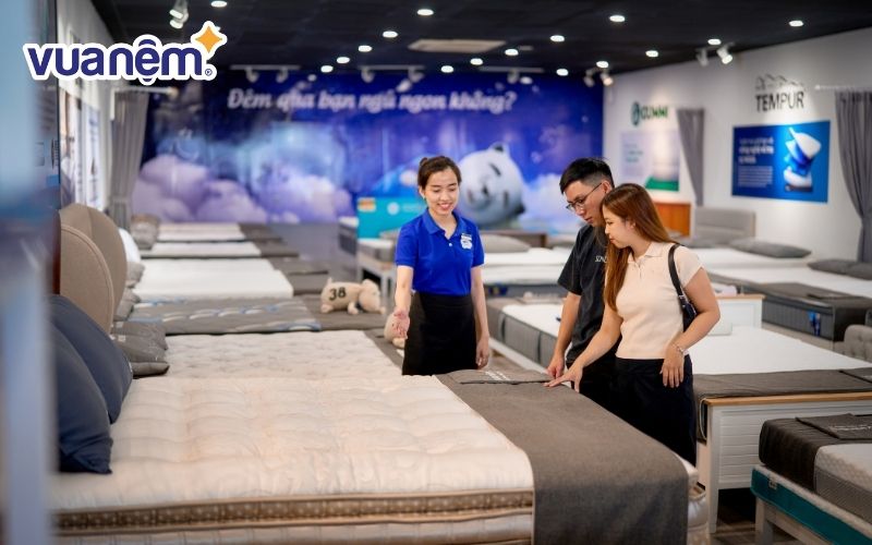 Mua chăn ga gối nệm cho giường ngủ vợ chồng tại Vua Nệm