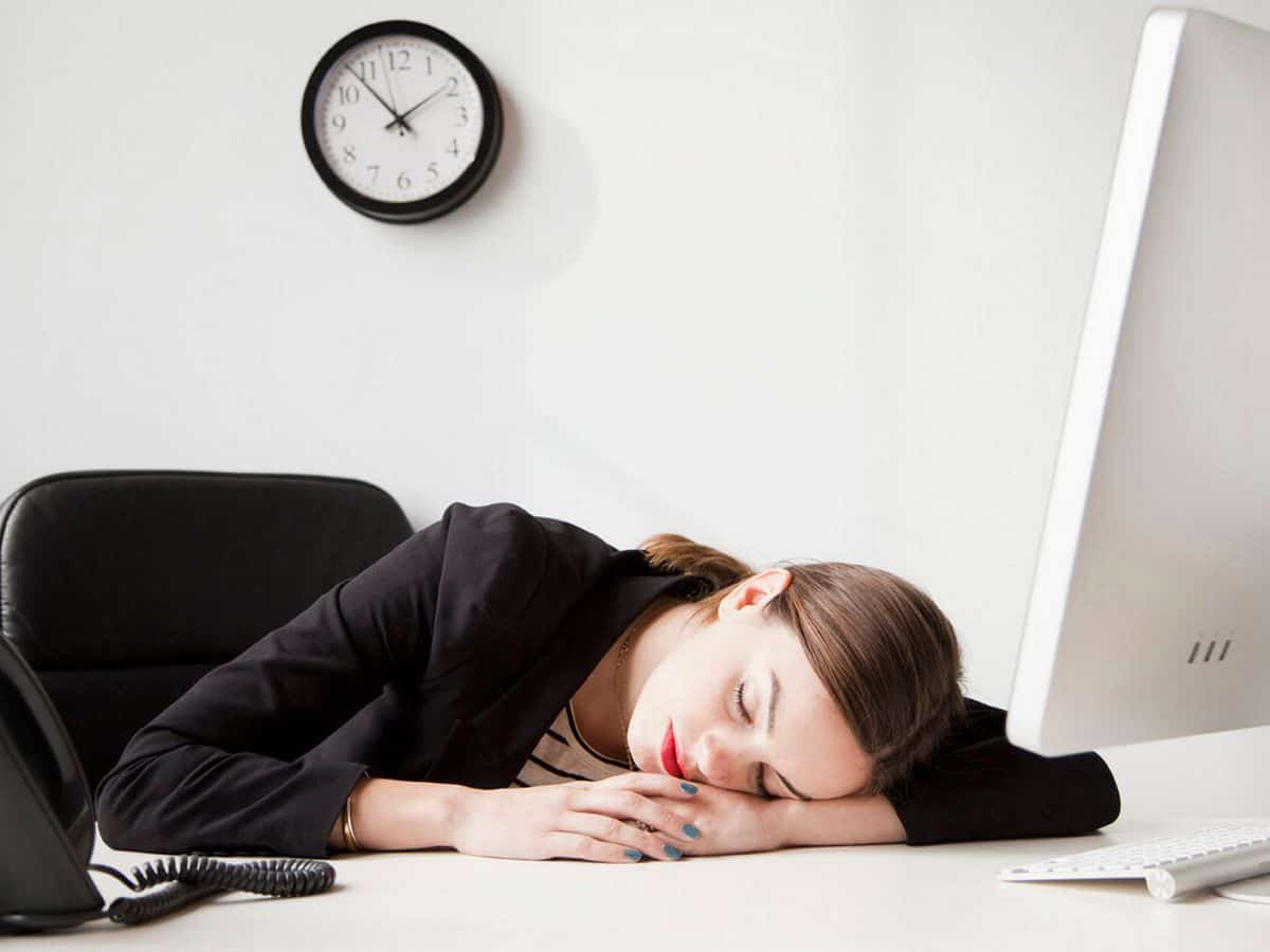 chống buồn ngủ khi làm việc