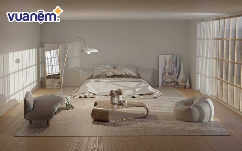 Giường cưới theo phong cách ZEN kê thấp kết hợp với chăn ga gối màu nhạt