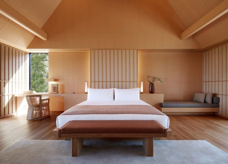 Giường cưới theo phong cách ZEN kết hợp tủ đầu giường