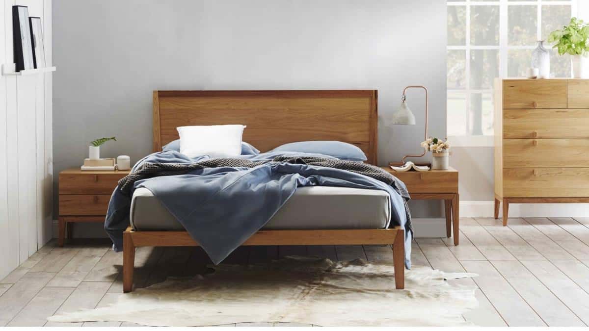 giường ngủ gỗ sồi mỹ có tốt không