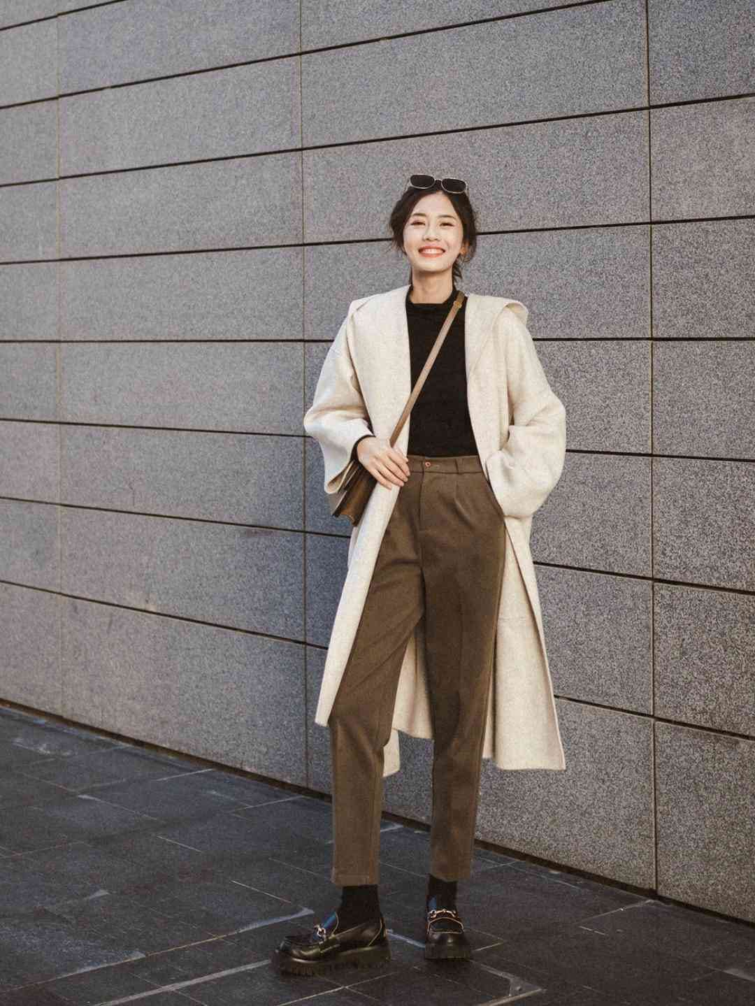Áo măng tô một hàng khuy - Màu be đậm đốm - Ladies | H&M VN