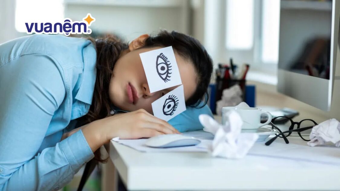 Làm sao để hết buồn ngủ ngay lập tức? 11 cách hết buồn ngủ