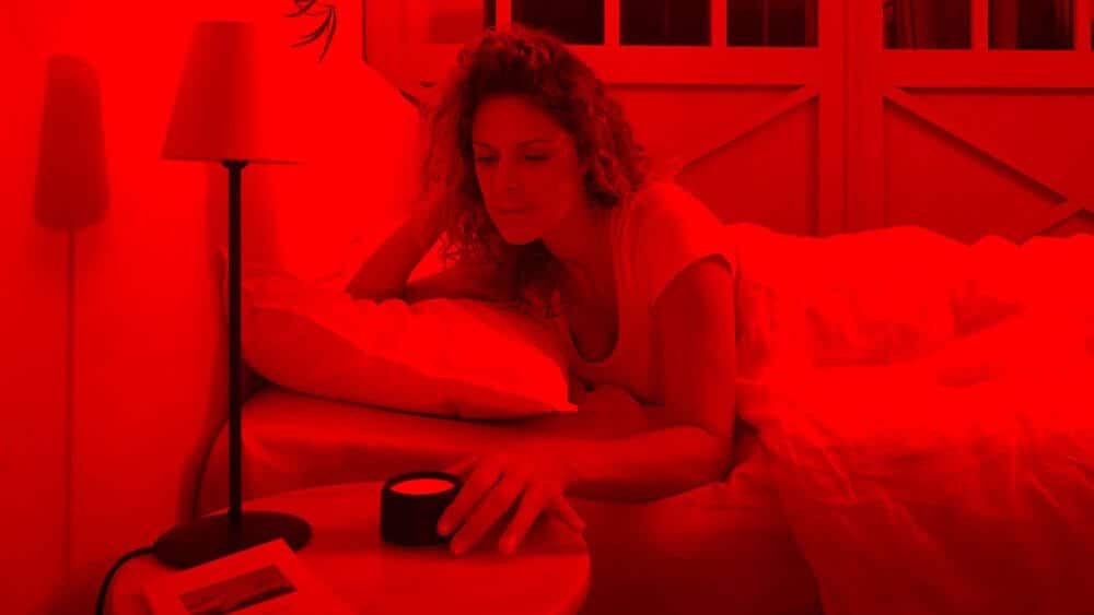 Ánh sáng đỏ ảnh hưởng như thế nào đến sức khoẻ và giấc ngủ
