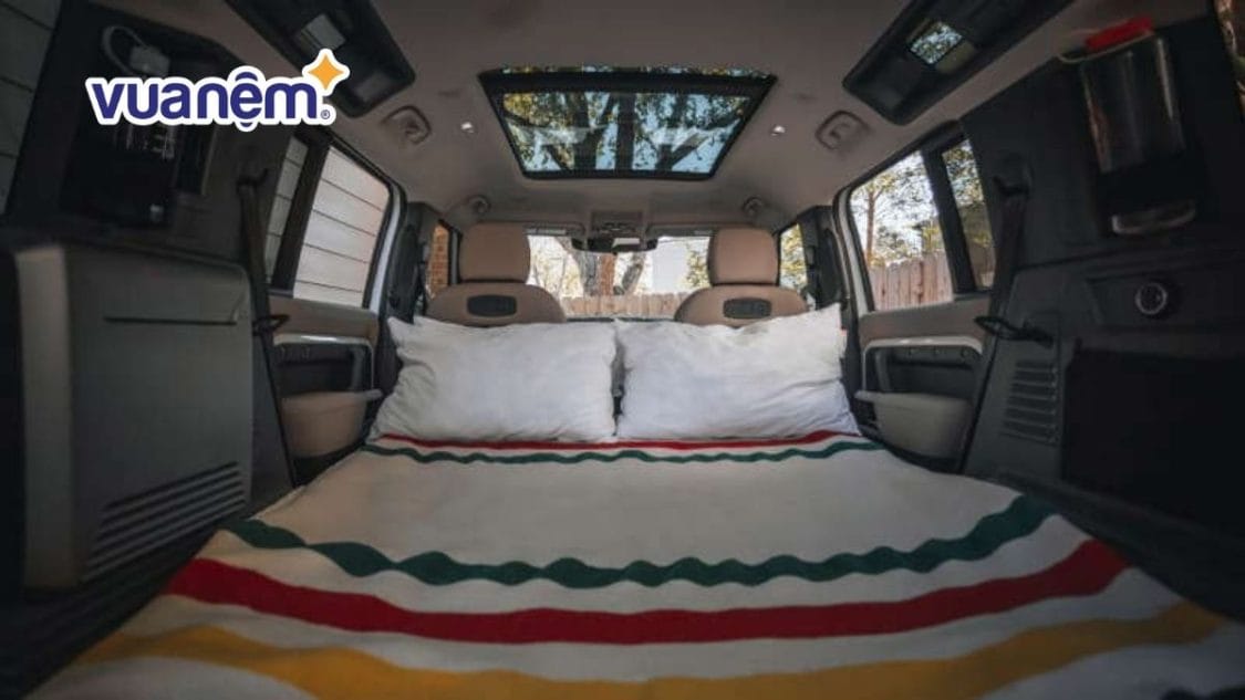 Cách ngủ trong xe ô tô