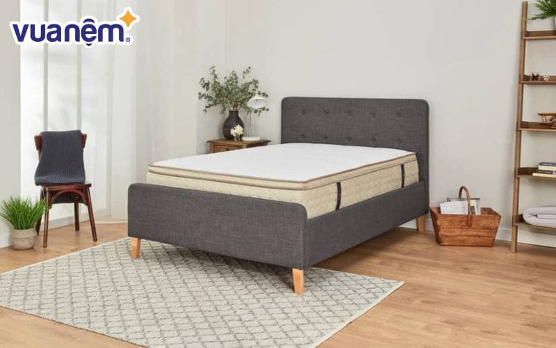 Tia UV từ ánh nắng mặt trời có thể gây tổn hại đến lớp vải bọc nệm