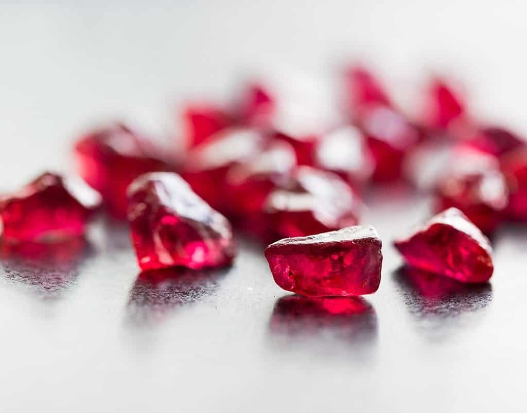 Đá ruby đỏ hợp mệnh hỏa