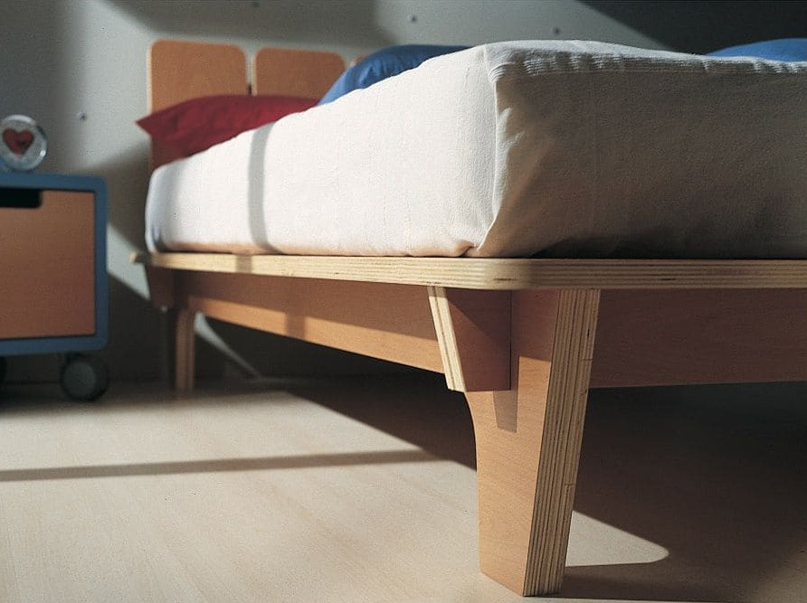 Giường gỗ plywood