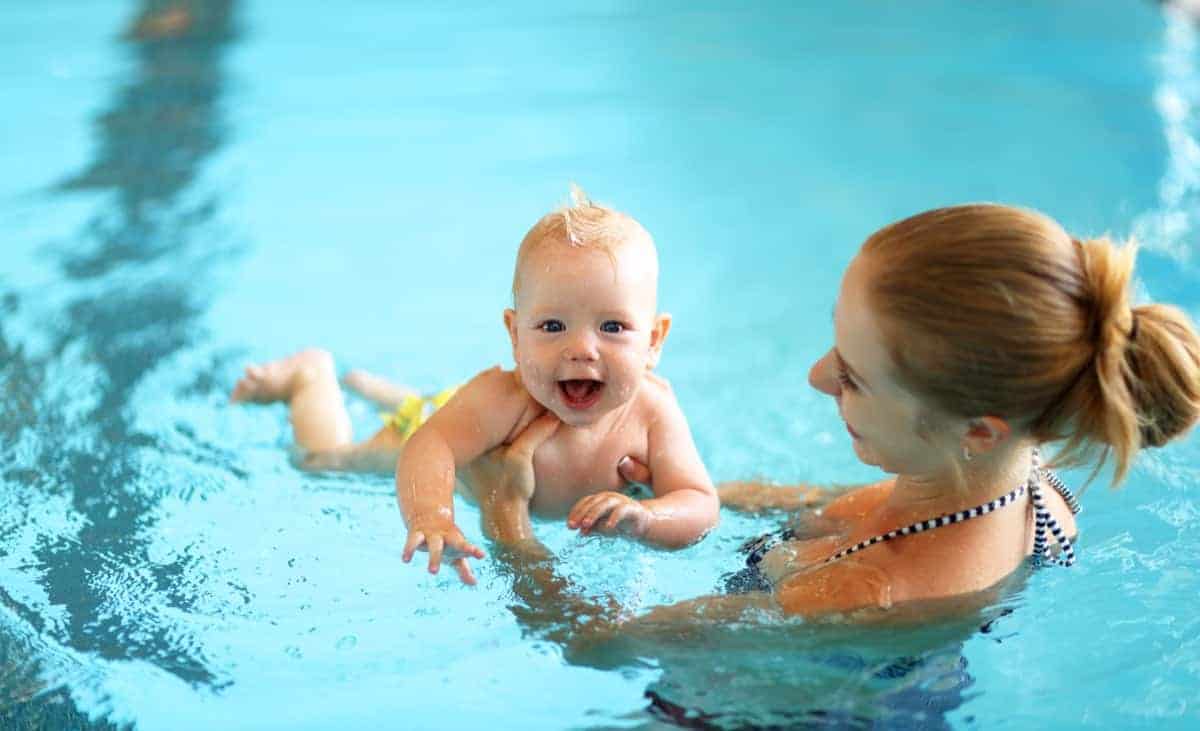hướng dẫn tập bơi cho trẻ