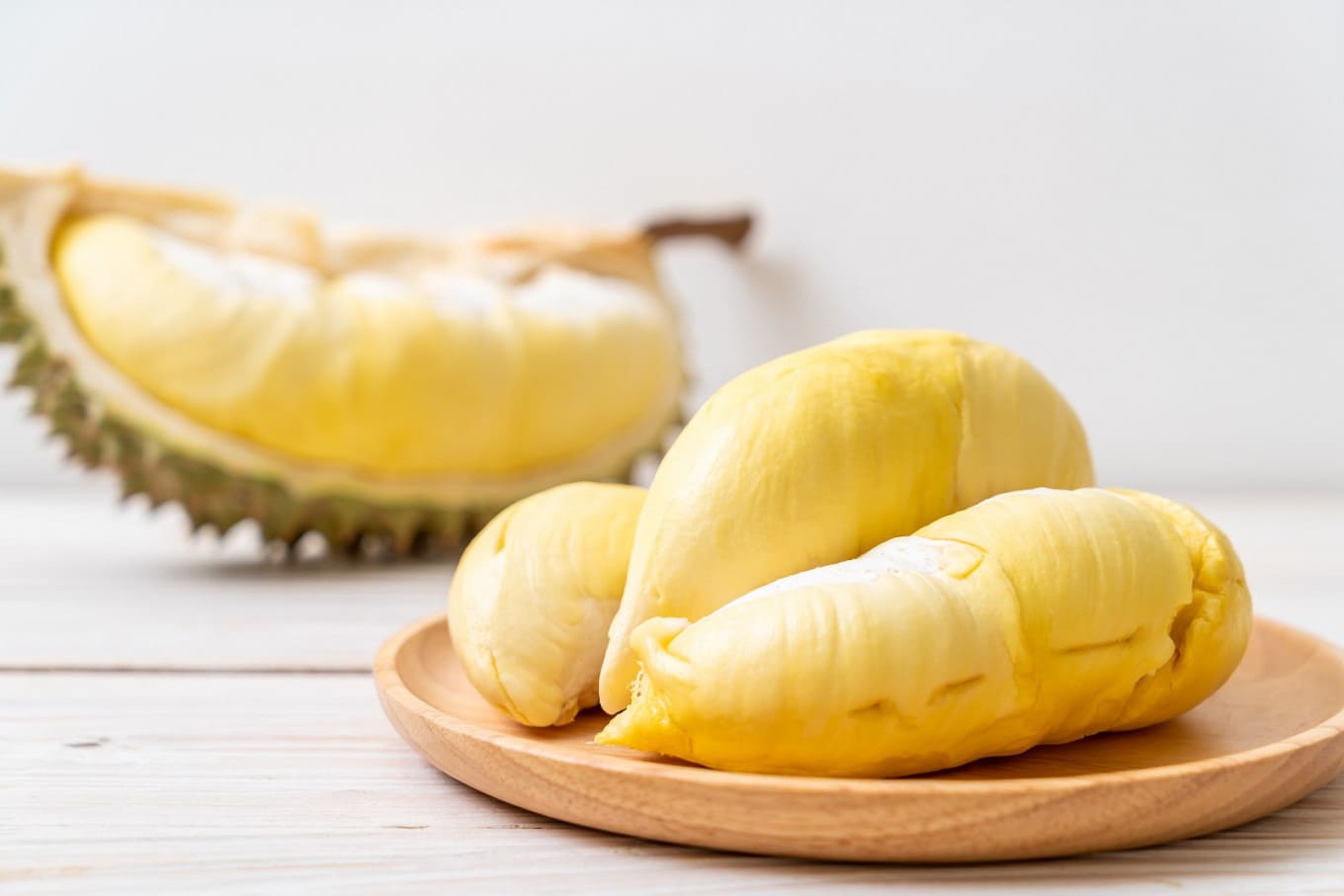 100g cơm sầu riêng bao nhiêu calo