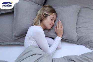 cách ngủ khi có tiếng ồn hiệu quả