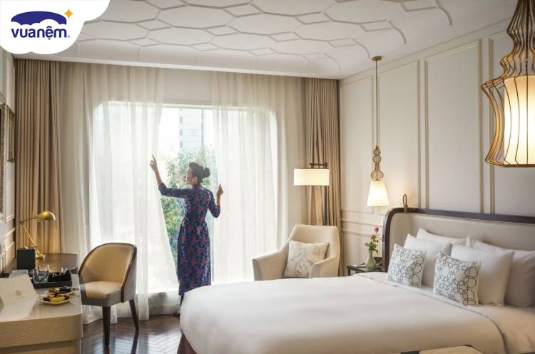 giường nệm khách sạn