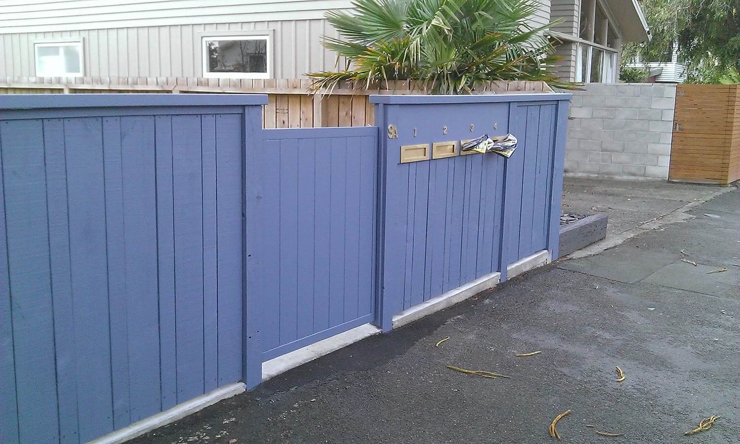 Màu sơn tường rào xanh blue