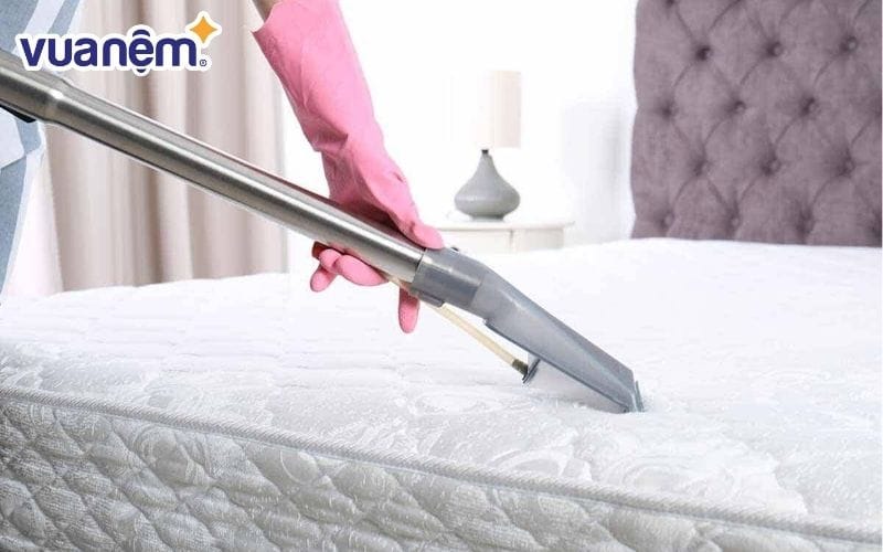 Giặt nệm bằng máy bảo vệ tuổi thọ nệm