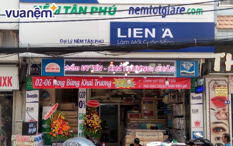 Khi đến với Nệm Tân Phú, khách hàng sẽ được tư vấn kỹ lưỡng