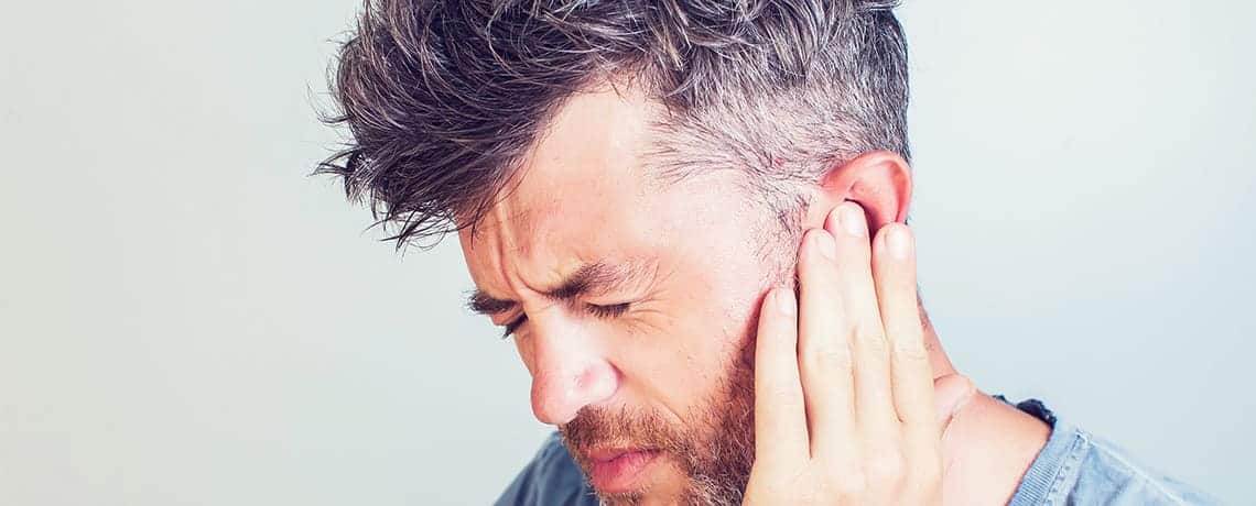nguyên nhân gây ngứa tai ở nam nữ