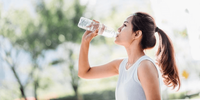 Uống nước lọc giúp giảm cân hiệu quả