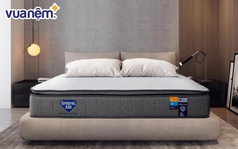 Thiền chánh niệm kết hợp sử dụng nệm, gối chất lượng để có giấc ngủ ngon