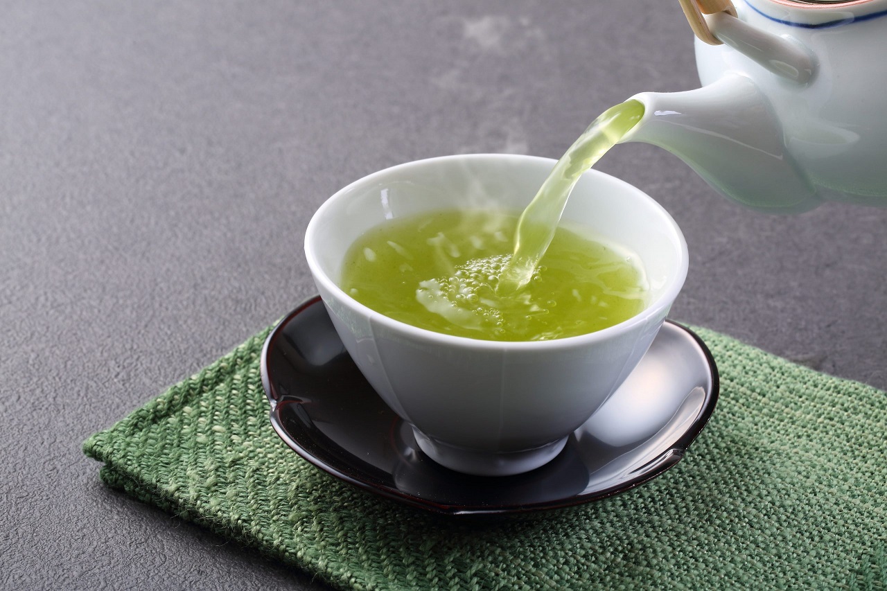 uống nước trà xanh có giảm cân không
