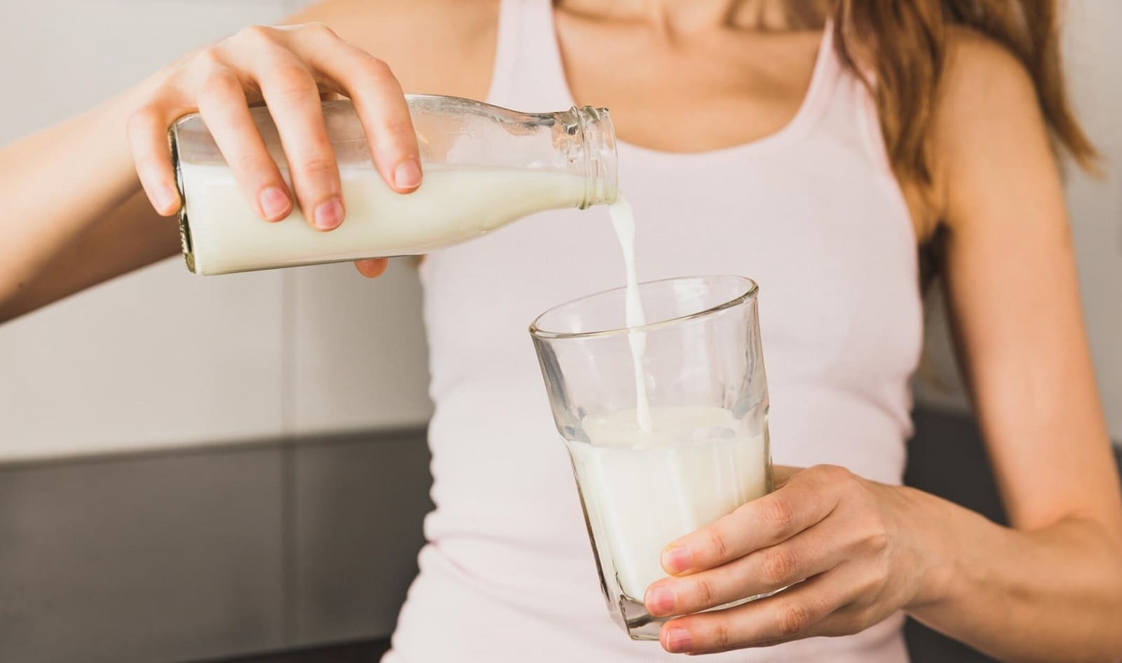 giảm cân có nên uống sữa tươi không đường