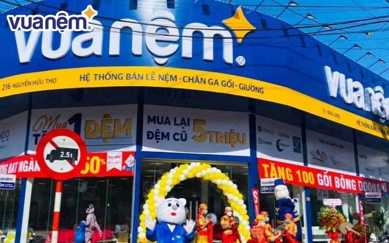Mua giường ngủ Bình Chánh tại cửa hàng Vua Nệm