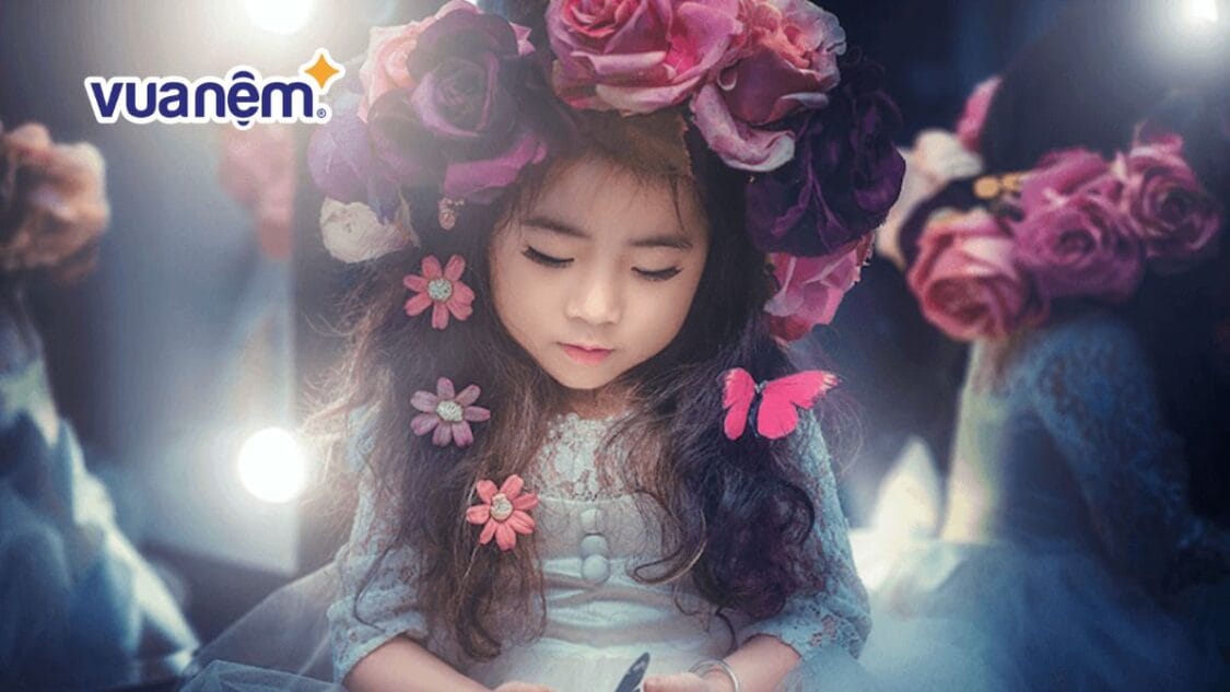 Em bé Tên Bích Ngọc