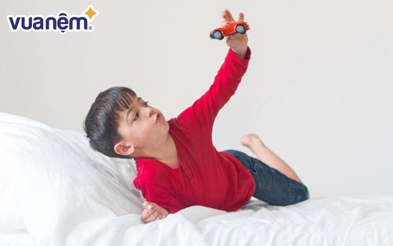 Cha mẹ có thể tham khảo các sản phẩm dành riêng cho trẻ em tại Vua Nệm