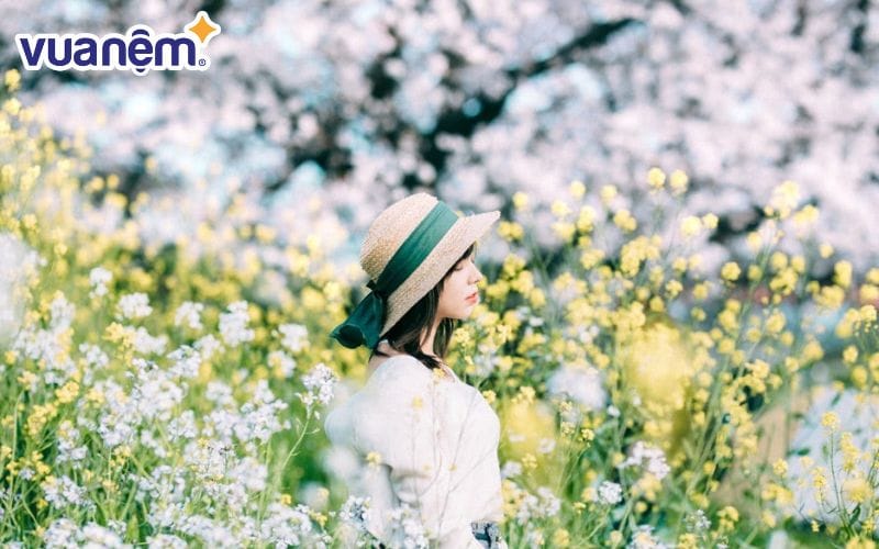 Con gái tên Minh Thư là con người luôn vui vẻ