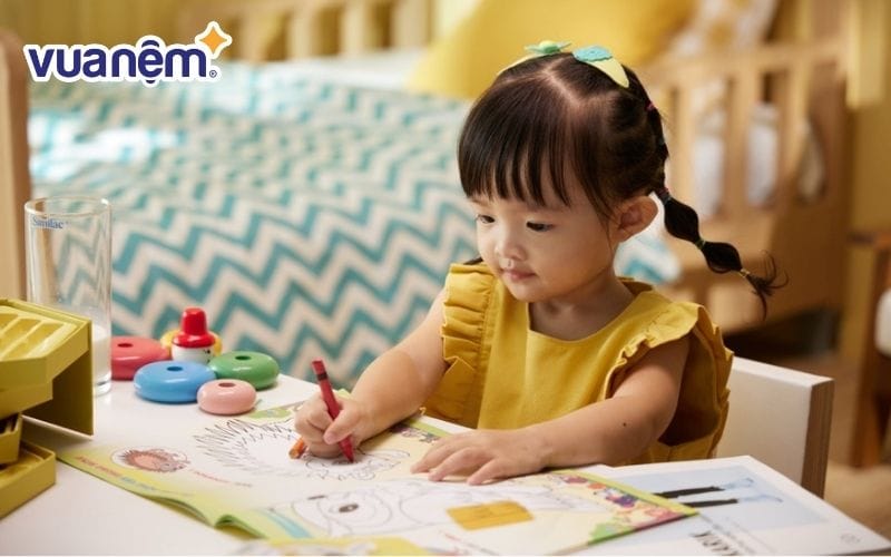 Yến Linh chỉ một người nhanh nhẹn, hoạt bát, được mọi người yêu quý