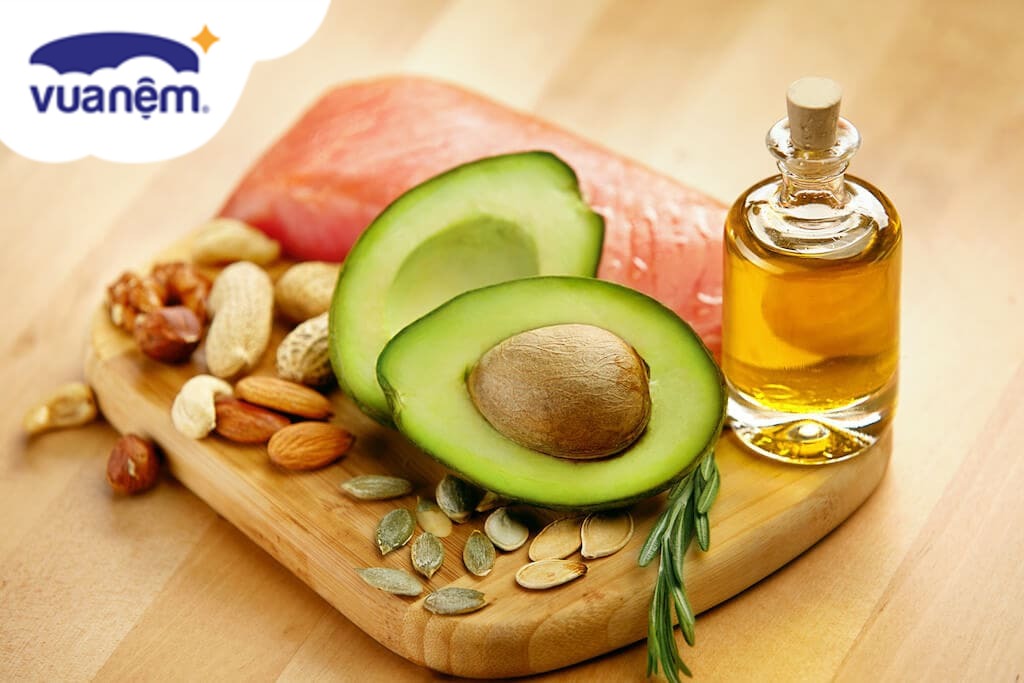 Chất béo có vài trò gì với cơ thể Chất béo có vài trò gì với cơ thể