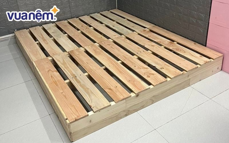 Cửa hàng Yến Ngọc Anh chuyên giường pallet
