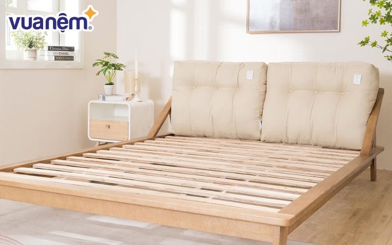Giường ngủ chất lượng và chính hãng tại Vua Nệm