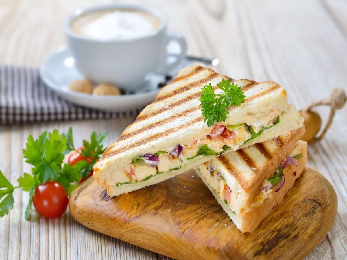 1 lát bánh mì sandwich trắng bao nhiêu calo