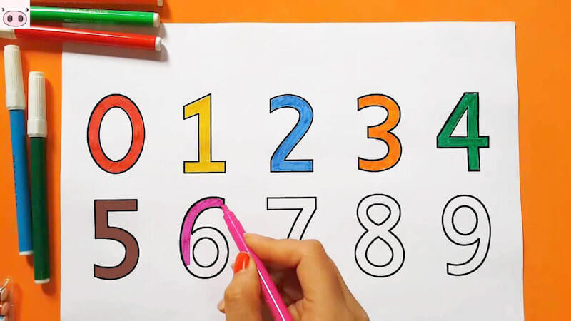 Trò chơi tô màu các chữ cái, con số cho bé tiếp thu nhanh hơn