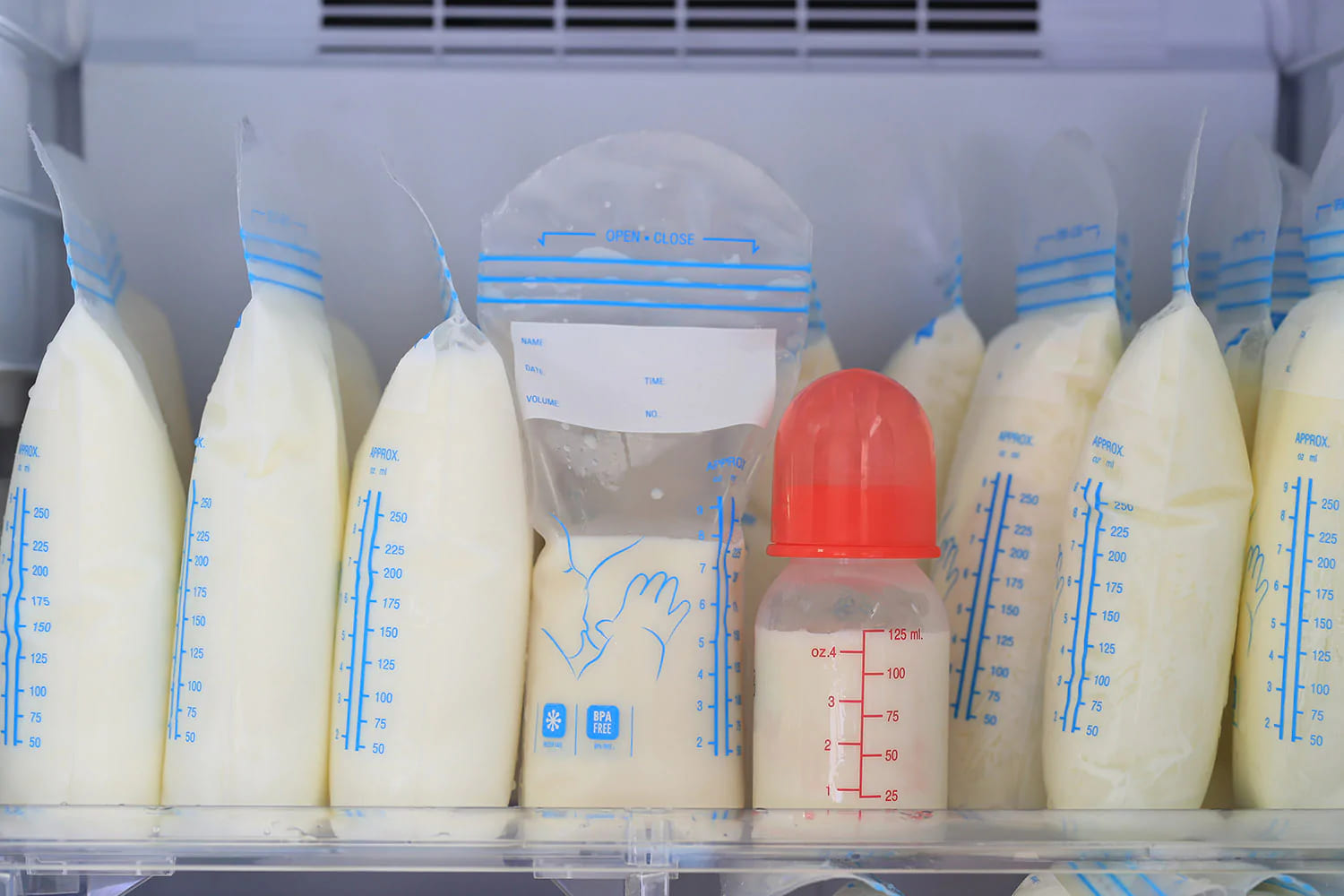 Pha sữa và bảo quản sữa đúng cách 