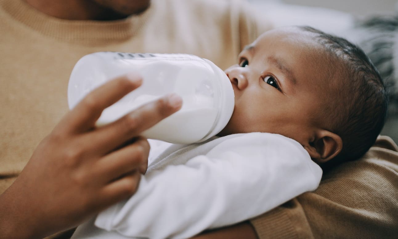 cách pha sữa meiji thanh cho trẻ sơ sinh 