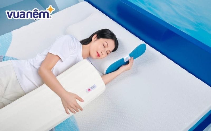 Gối ngủ Nhật Bản được thiết kế công thái học đặc biệt