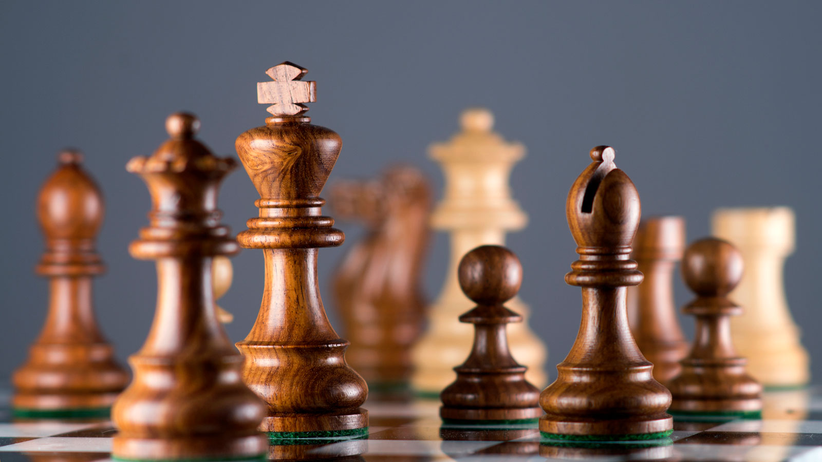 Hướng dẫn cách chơi cờ vua cho người mới bắt đầu - Vua Nệm