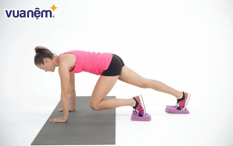 Plank đạp xe là bài tập giảm mỡ bụng nhanh chóng