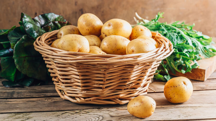 Củ khoai tây chứa hàm lượng vitamin C, hợp chất chống oxy hoá tốt cho sức khoẻ 